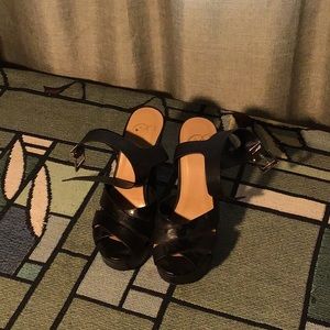 Women’s Black platform shoes